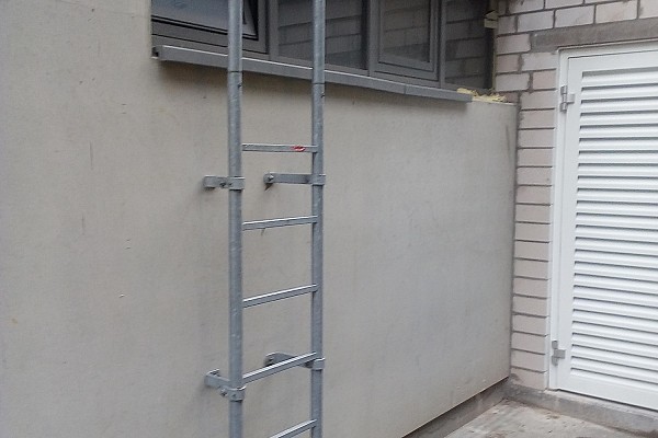 Brandschutz-Treppen und -Leitern