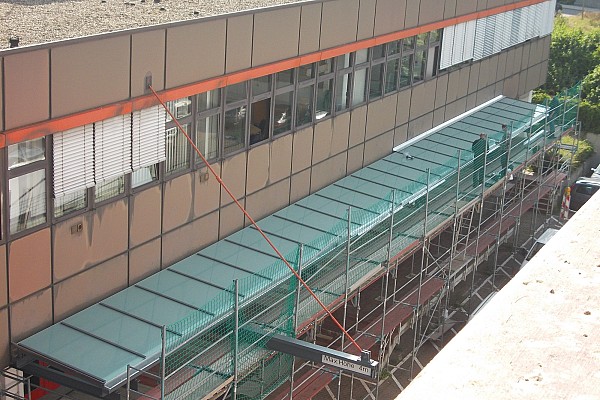 Vordächer und Terrassenüberdachungen